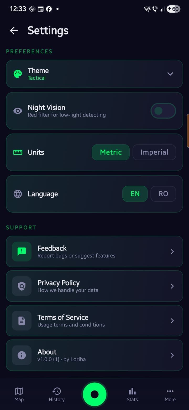 SweepTrack Pro settings screen with 12 color themes, night vision, and language toggle